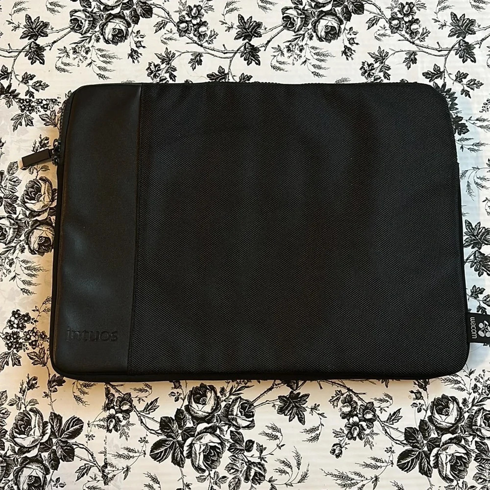 2/$18 Wacom Intuos Soft Laptop/ Tablet Case